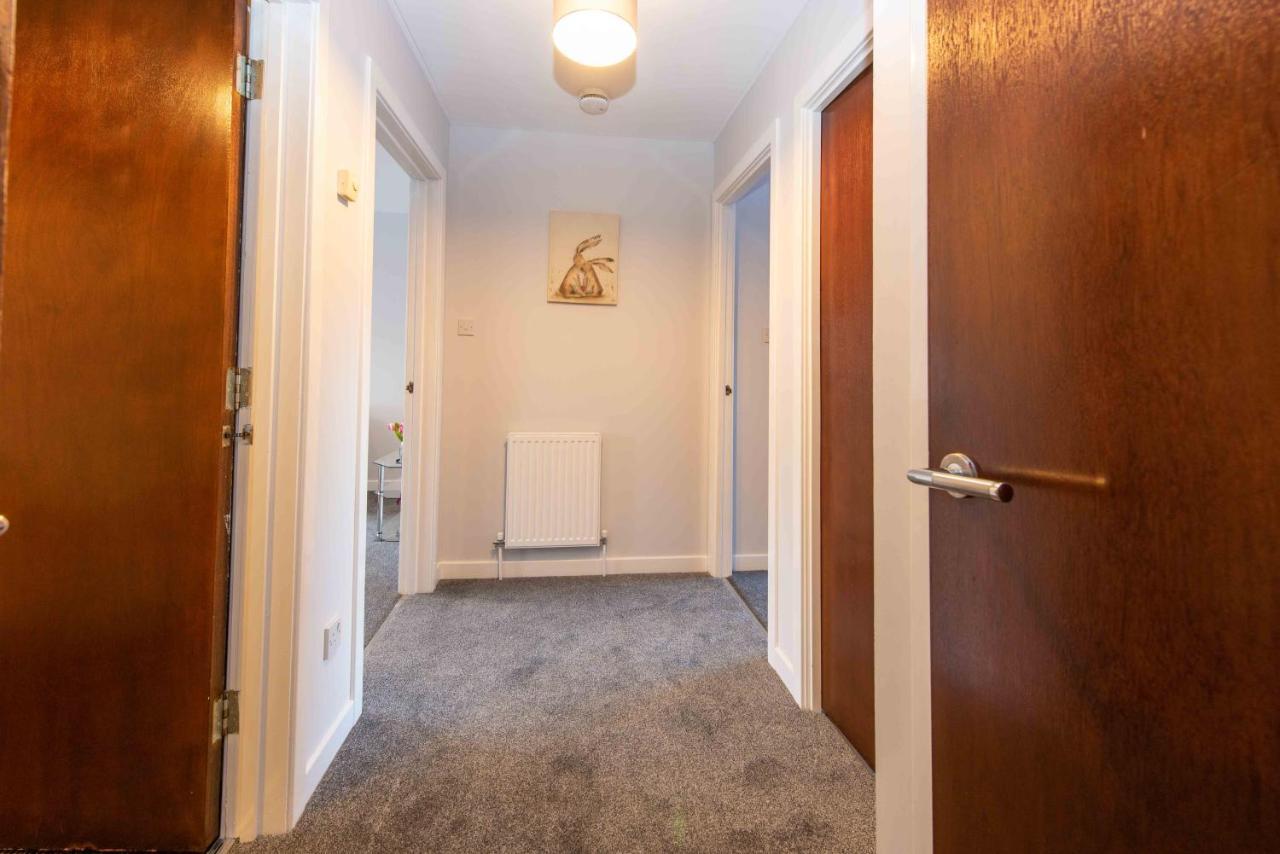 Premier - Wishaw En-Suite Apartment Luaran gambar