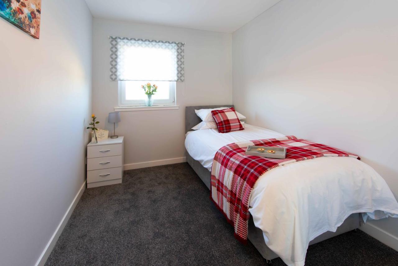 Premier - Wishaw En-Suite Apartment Luaran gambar